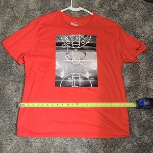Nike Basketball T-shirt